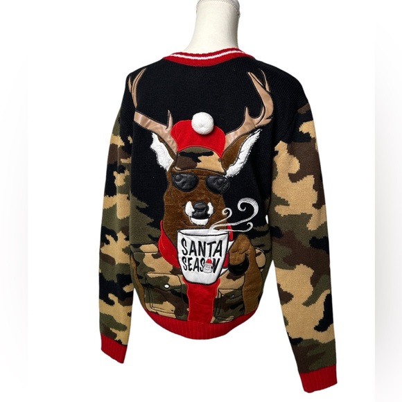 33 DEGREES mens Ugly Christmas crew neck sweater CAMO SANTA SEASON sz small NWOT - Picture 4 of 6